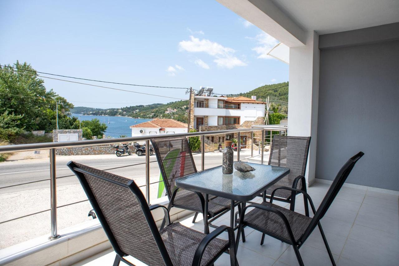 Iridanos Apartments Skiathos-Stadt Exterior foto